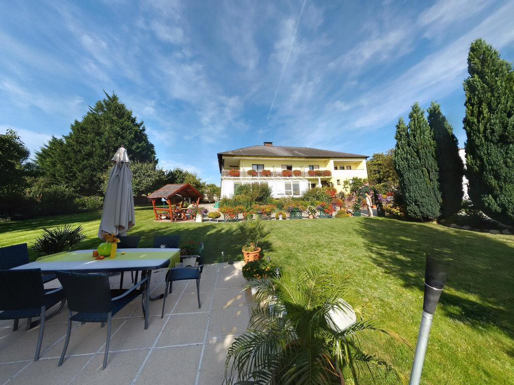 Haus Margarethe Mörbisch am See Exterior foto