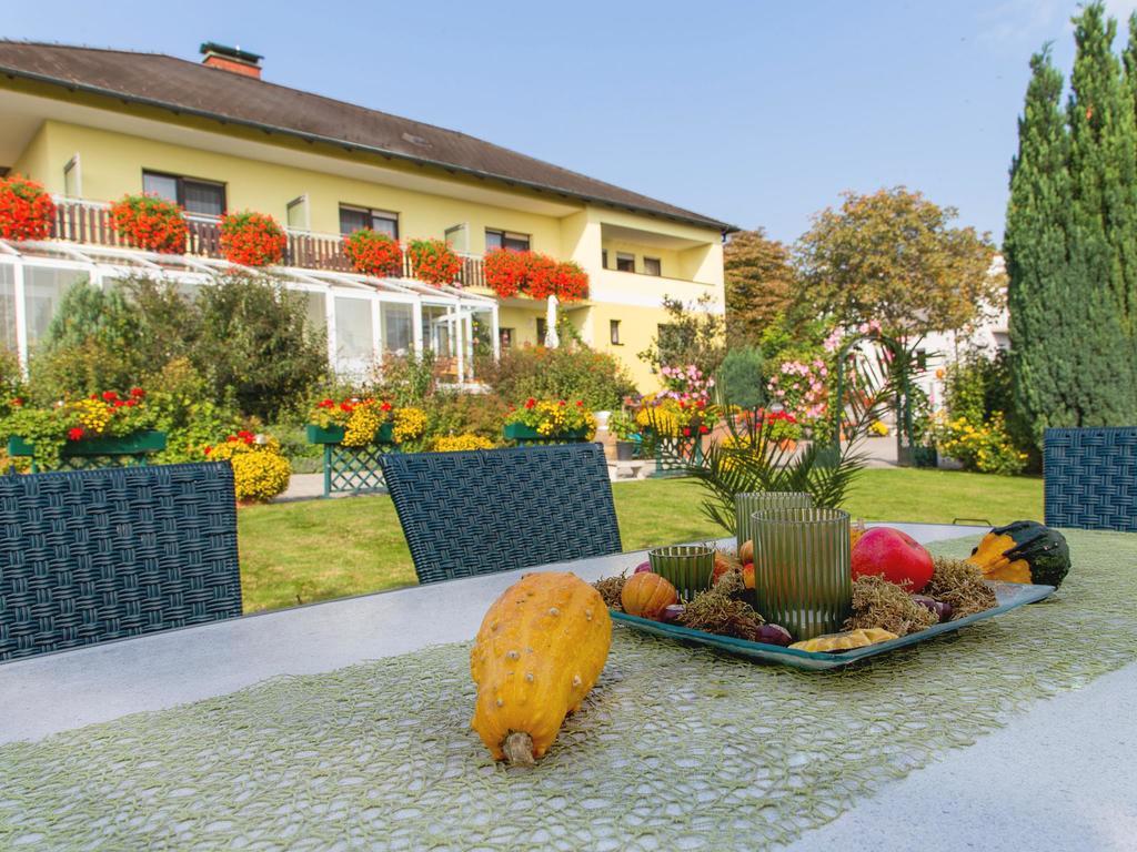 Haus Margarethe Mörbisch am See Exterior foto